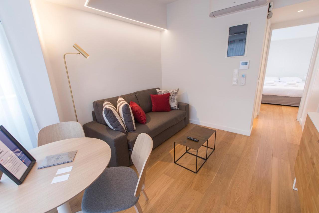 Syntagma By Olala Homes Apartment